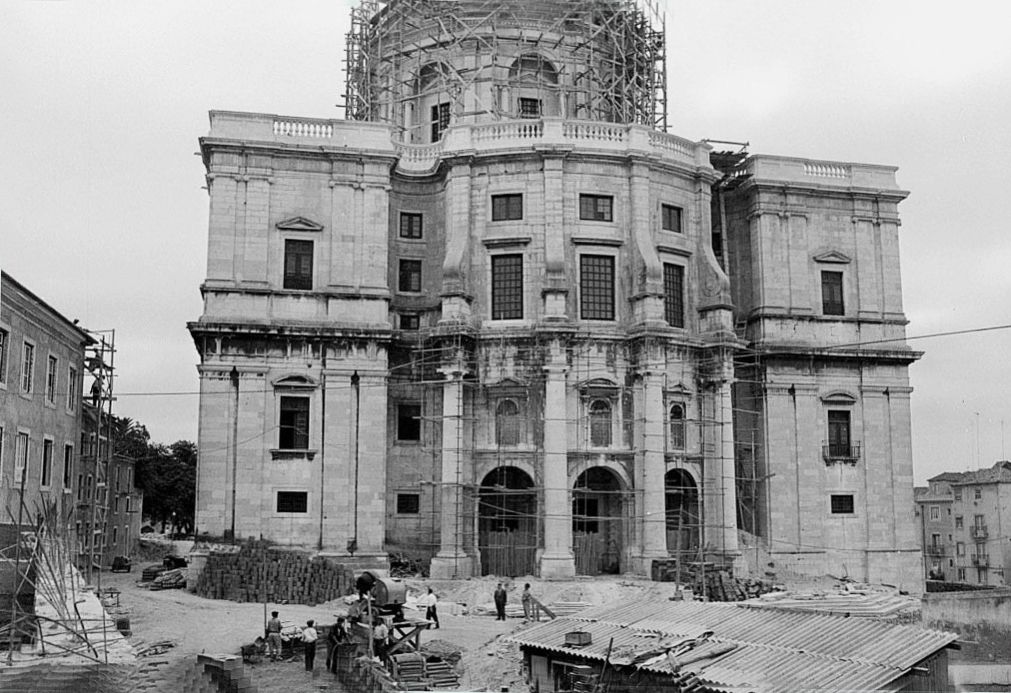 Completion of the Church of Santa Engrácia – 1960s